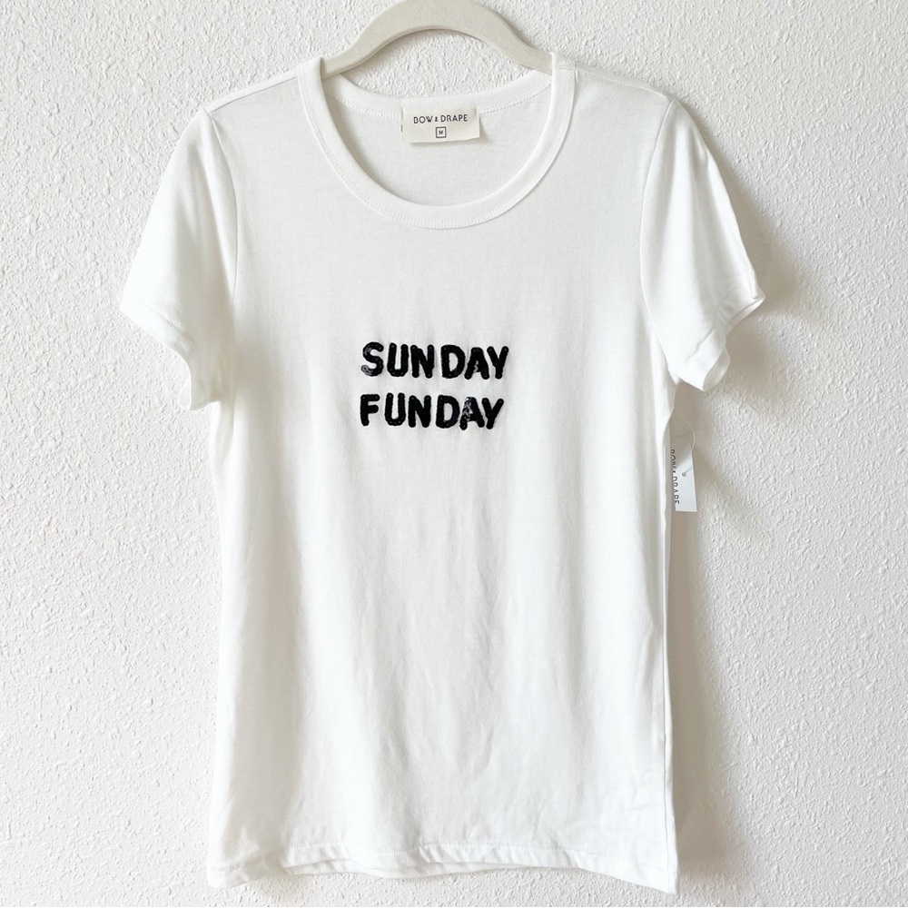 Bow & Drape Sunday Funday Sequin Tee Shirt Size Medium Football Fall Casual